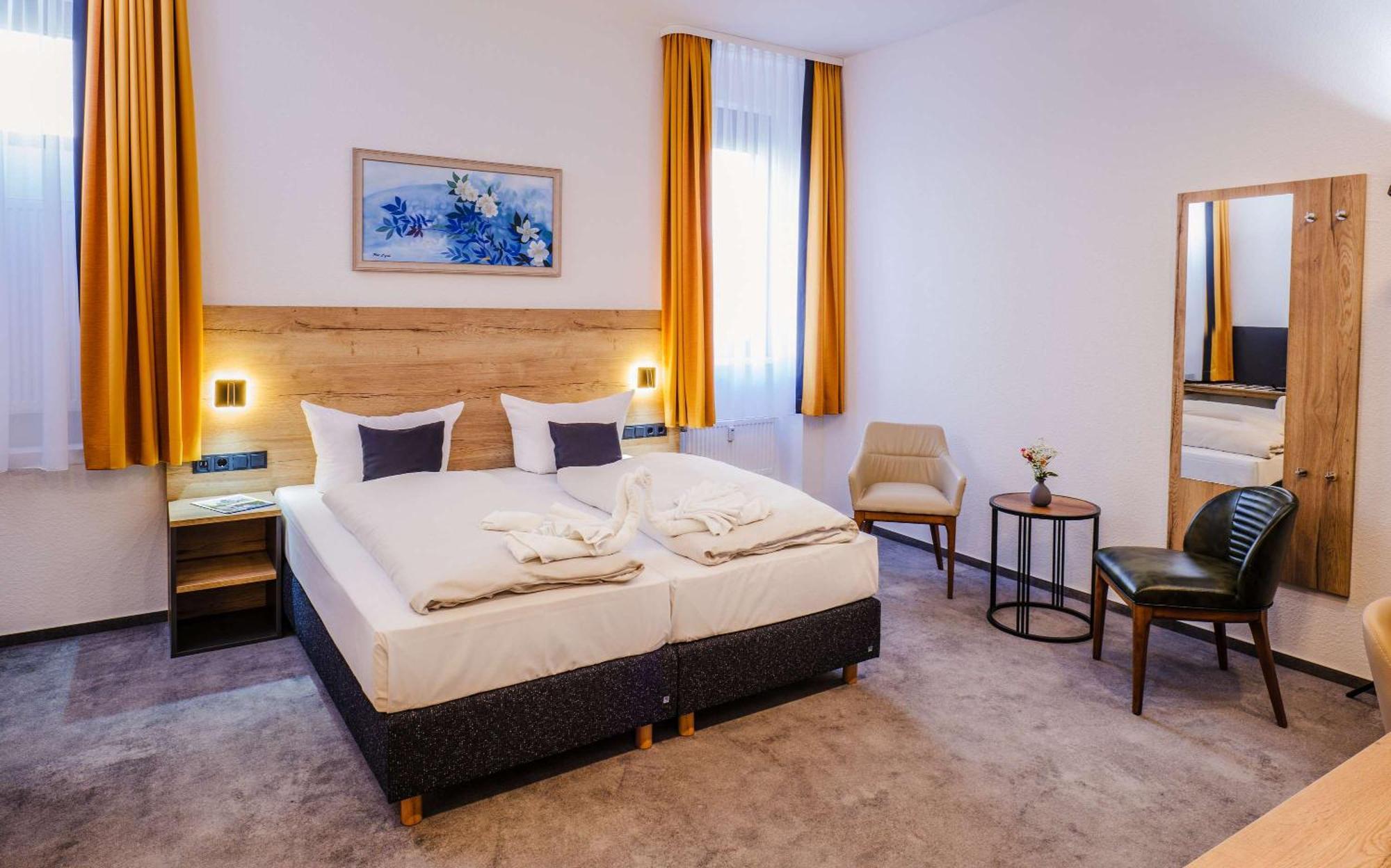 เบสต์ เวสเทิร์น คอมฟอร์ต บิสซิเนส โฮเต็ล Hotel นอยส์ ภายนอก รูปภาพ