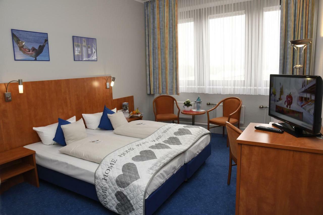 เบสต์ เวสเทิร์น คอมฟอร์ต บิสซิเนส โฮเต็ล Hotel นอยส์ ภายนอก รูปภาพ